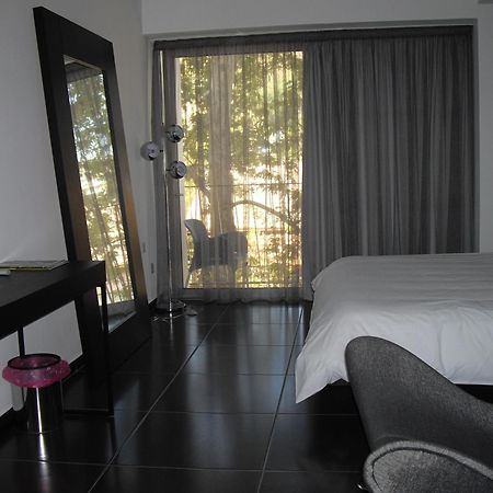 Crystal Hotel كاكوبرتريا المظهر الخارجي الصورة