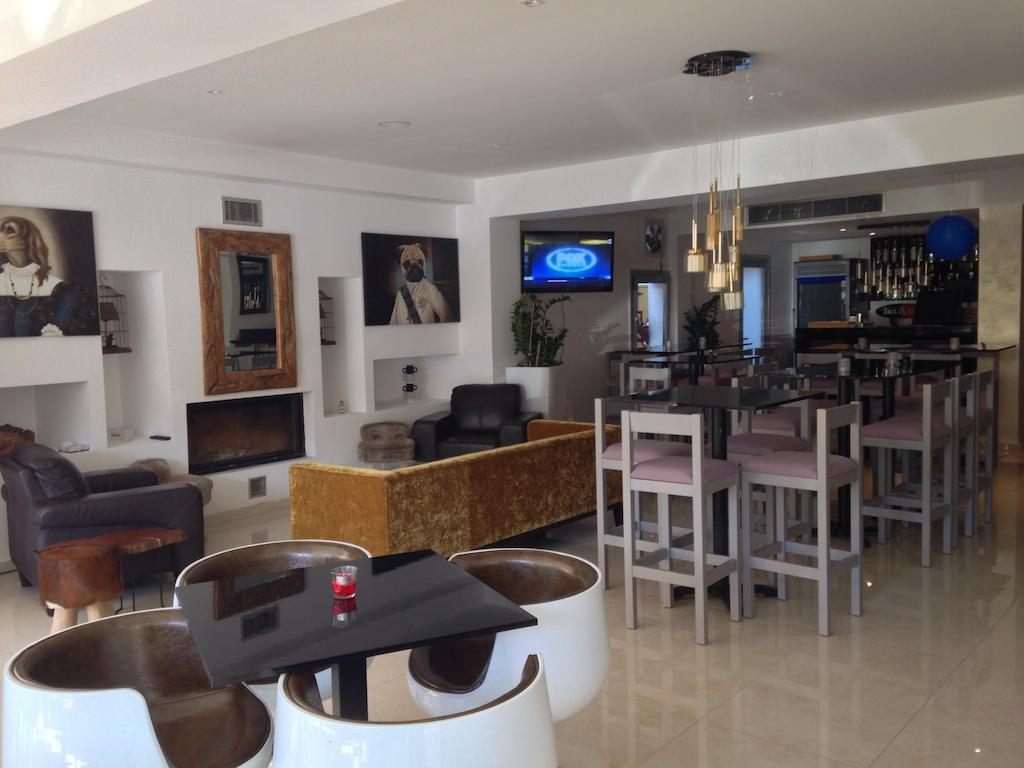 Crystal Hotel كاكوبرتريا المظهر الخارجي الصورة