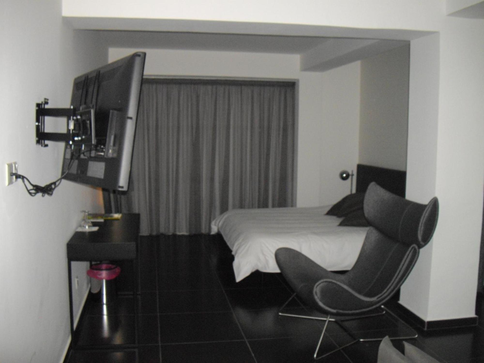 Crystal Hotel كاكوبرتريا المظهر الخارجي الصورة